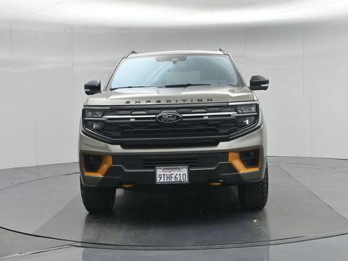 Used 2025 Ford Expedition Tremor AWD/4WD image 30