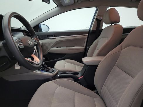 Used 2019 Hyundai Elantra SEL image 17