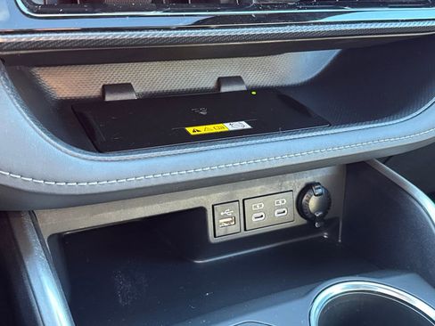 Used 2023 Toyota Highlander XSE image 27