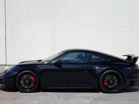Used 2024 Porsche 911 Carrera GTS w/ Premium Package RWD image 50