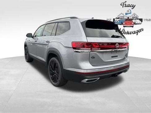 New 2026 Volkswagen Atlas SE image 5