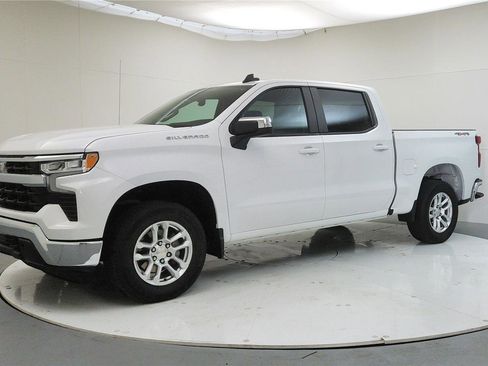 Used 2023 Chevrolet Silverado 1500 LT image 4
