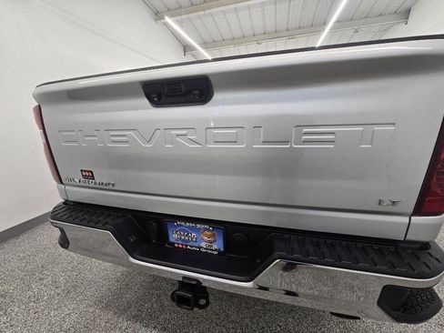 Used 2023 Chevrolet Silverado 2500 LT w/ Convenience Package image 9
