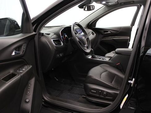 Used 2021 Chevrolet Equinox LT AWD/4WD image 15