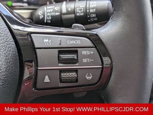 Used 2025 Honda Pilot Elite image 25