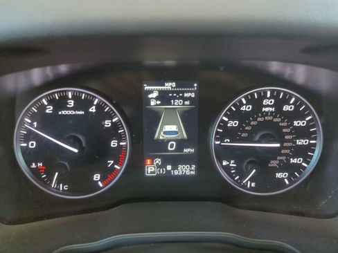 Used 2024 Subaru Crosstrek 2.0i Premium image 19