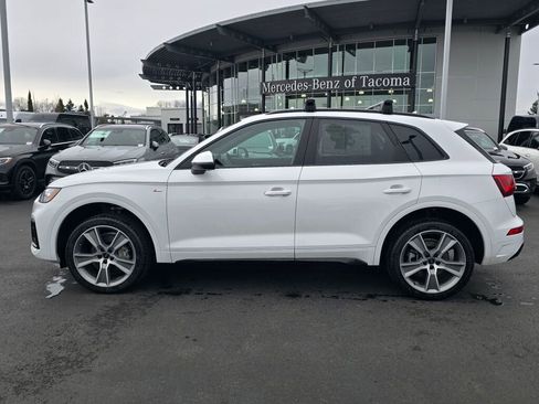 Used 2025 Audi Q5 2.0T Premium image 3