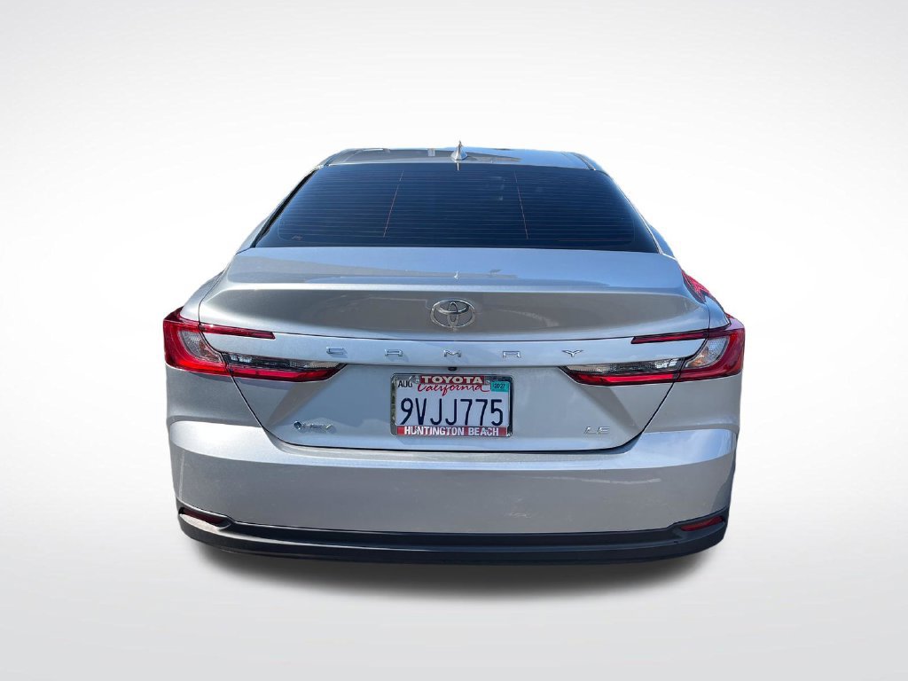 Used 2025 Toyota Camry LE w/ Convenience Package FWD image 4