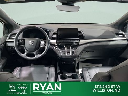 Used 2025 Honda Odyssey Sport-L image 9
