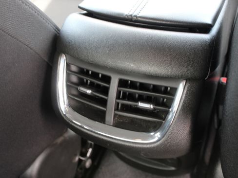 Used 2024 Chevrolet Malibu LT FWD image 25