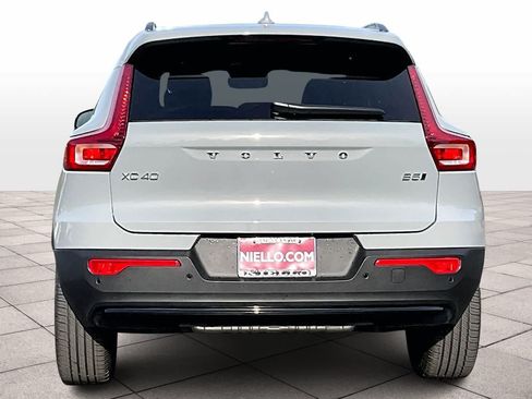 New 2026 Volvo XC40 B5 Plus w/ Protection Package Premier AWD/4WD image 6
