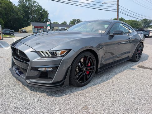 Certified 2022 Ford Mustang Shelby GT500 w/ Technology Package RWD image 2