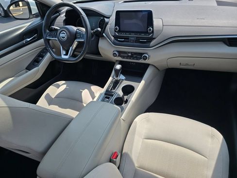 Used 2019 Nissan Altima 2.5 SV AWD/4WD image 17