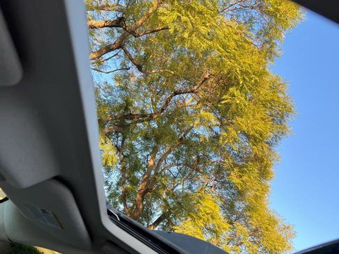 Used 2006 Ford Freestyle Limited image 15