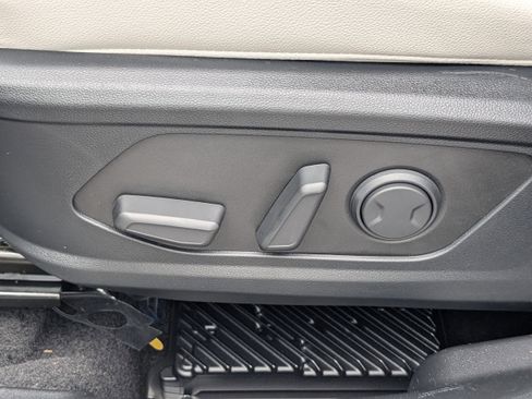 New 2026 Hyundai Tucson Limited image 19