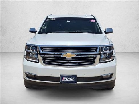 Used 2016 Chevrolet Suburban LTZ RWD image 2