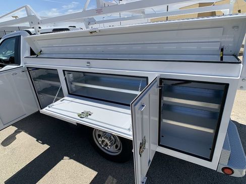 New 2025 Ford F350 XL w/ XL Chrome Package RWD image 58