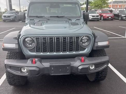 Used 2026 Jeep Gladiator Rubicon AWD/4WD image 19