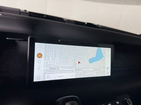 Used 2024 Land Rover Defender 110 X-Dynamic SE image 20