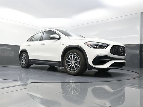 Used 2021 Mercedes-Benz GLA 45 AMG 4MATIC image 31