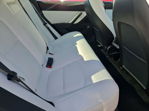 Used 2020 Tesla Model 3 Performance image 19