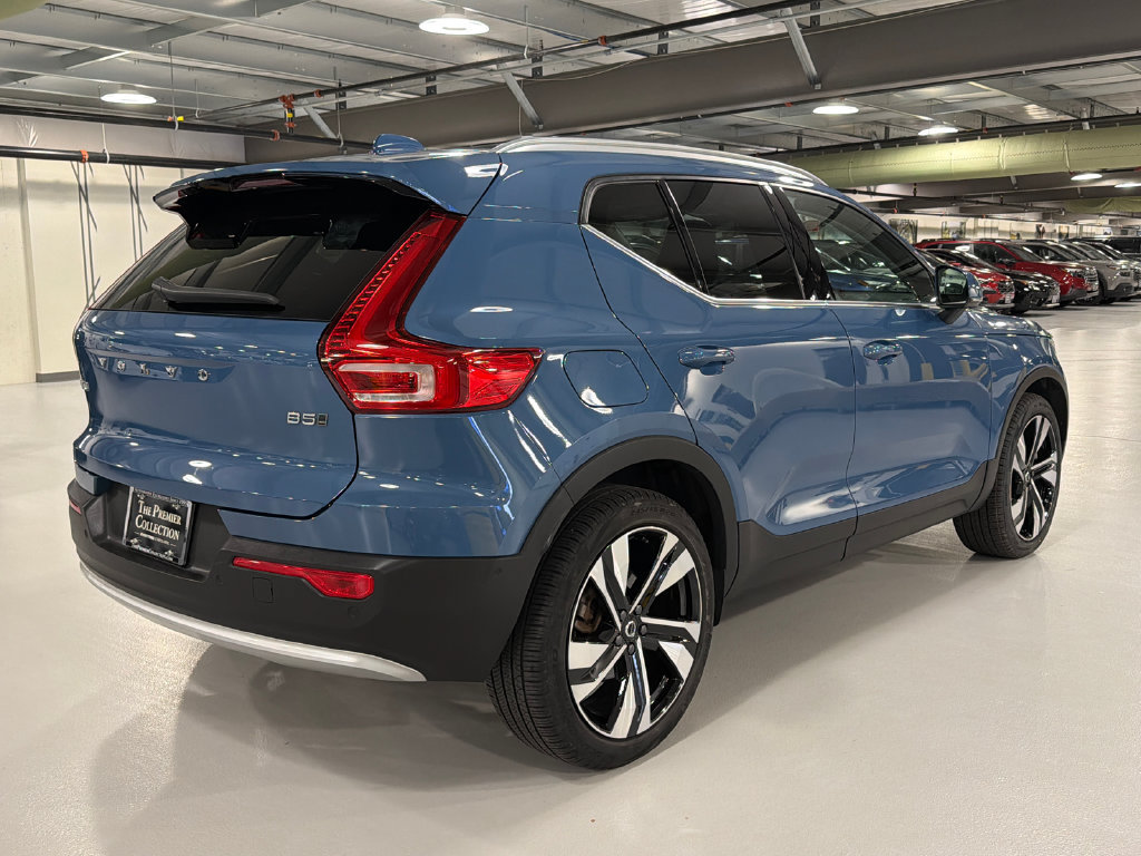 Certified 2024 Volvo XC40 B5 Plus w/ Protection Package Premier AWD/4WD image 4