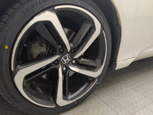 Used 2021 Honda Accord Sport image 31