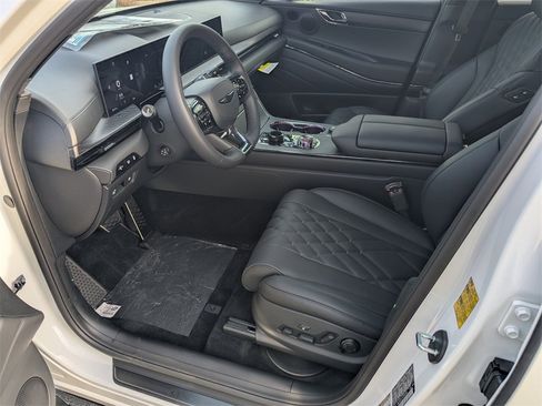 New 2026 Genesis GV80 3.5T e-SC image 9