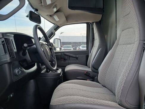 New 2025 GMC Savana 3500 Extended w/ Power Convenience Package RWD image 10
