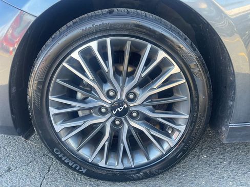 Used 2023 Kia Forte GT-Line image 14