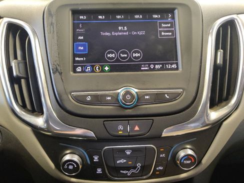 Used 2022 Chevrolet Equinox LS w/ LS Convenience Package FWD image 25