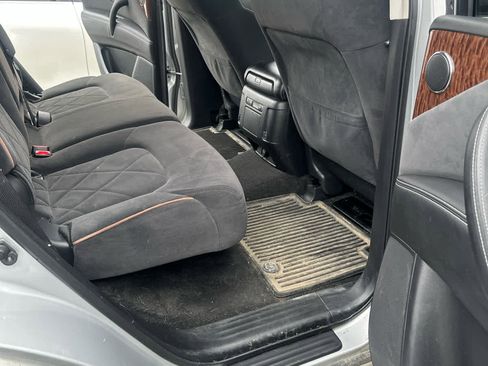 Used 2020 Nissan Armada SV w/ Driver Package AWD/4WD image 2