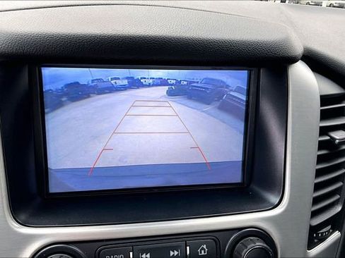 Used 2019 GMC Yukon SLT image 14
