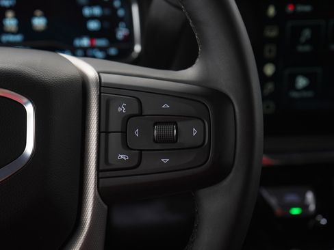 Used 2025 GMC Sierra 2500 Denali w/ Denali Reserve Package AWD/4WD image 28