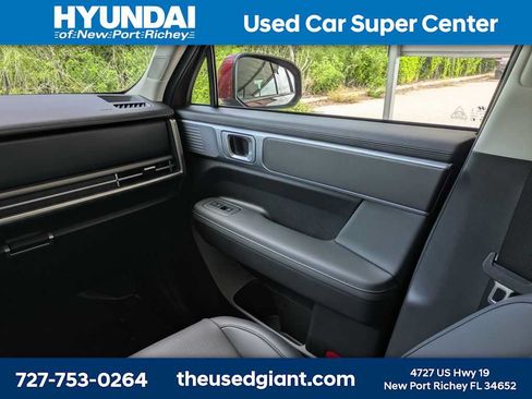 Used 2026 Hyundai Santa Fe SEL FWD image 22