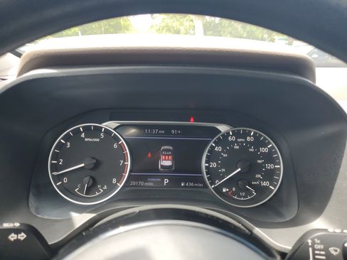 Certified 2023 Nissan Rogue SV image 31