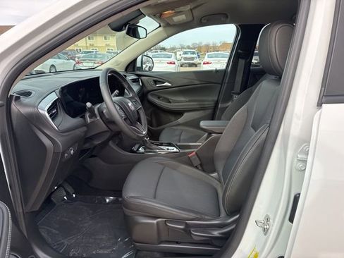 Used 2024 Buick Encore GX Preferred image 13