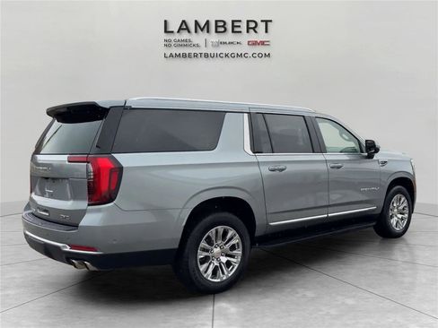 Used 2025 GMC Yukon XL Denali image 5