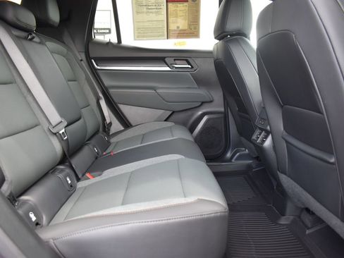 Used 2026 GMC Terrain AT4 w/ Convenience Package III AWD/4WD image 14