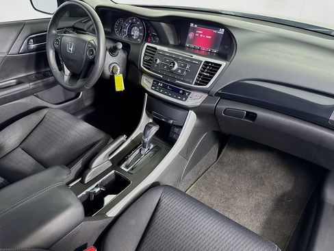 Used 2015 Honda Accord Sport image 32