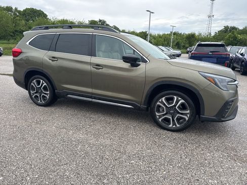 Certified 2025 Subaru Ascent Limited AWD/4WD image 11