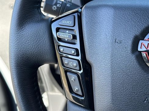 Certified 2022 Nissan Frontier PRO-4X w/ Pro-4X Premium Package image 34