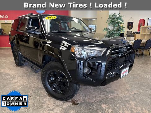 Used 2023 Toyota 4Runner SR5 image 1