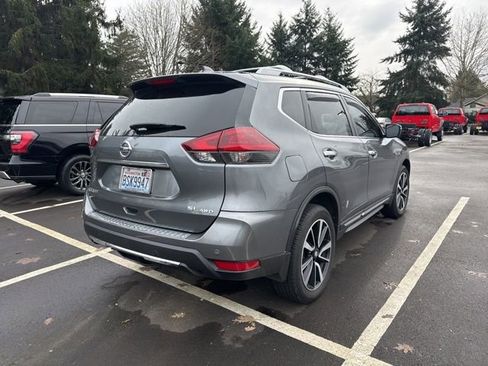 Used 2020 Nissan Rogue SL w/ Premium Package image 3