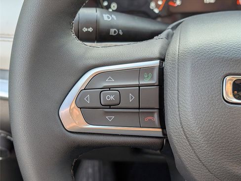 New 2026 Jeep Compass Limited image 17