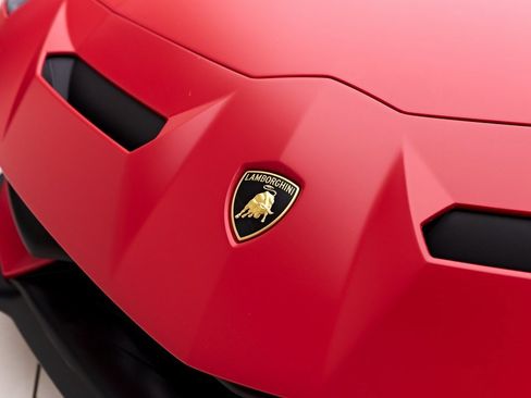 Used 2019 Lamborghini Aventador SVJ image 37