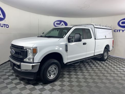 Used 2021 Ford F250 XL w/ Power Equipment Group AWD/4WD image 6