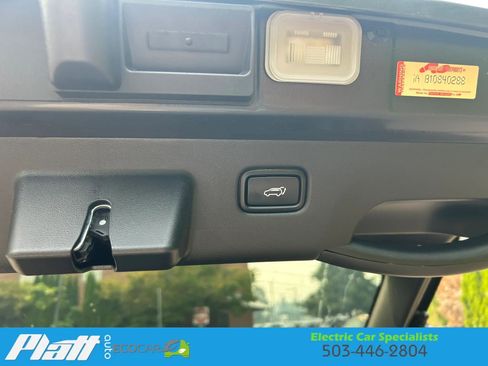 Used 2024 Kia EV6 Wind w/ Wind Technology Package AWD/4WD image 43