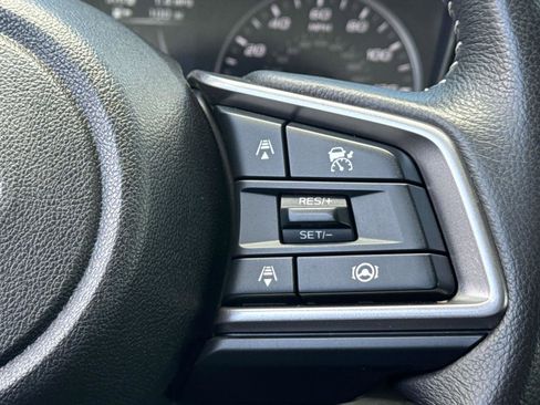 Used 2025 Subaru Outback Premium AWD/4WD image 23