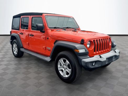 Used 2018 Jeep Wrangler Unlimited Sport S AWD/4WD image 4